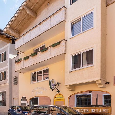 Town House Apartment Hopfgarten im Brixental Exterior photo